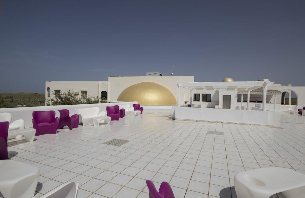 Zahira Resort Tre Fontane Exterior photo